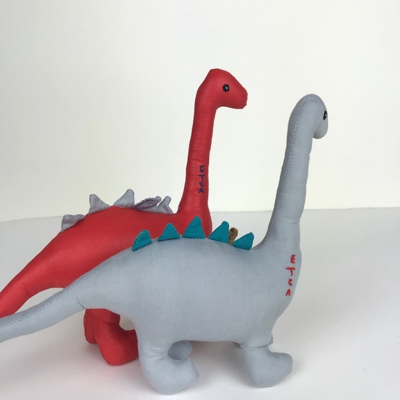 Pair of handmade dinosaurs 🦕 - Picture 5 of 8